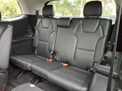 Used 2021 Kia Telluride EX w/ EX Premium Package AWD/4WD image 9