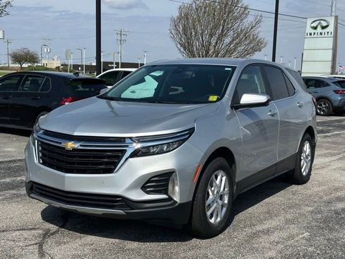 Used 2022 Chevrolet Equinox LT FWD image 3
