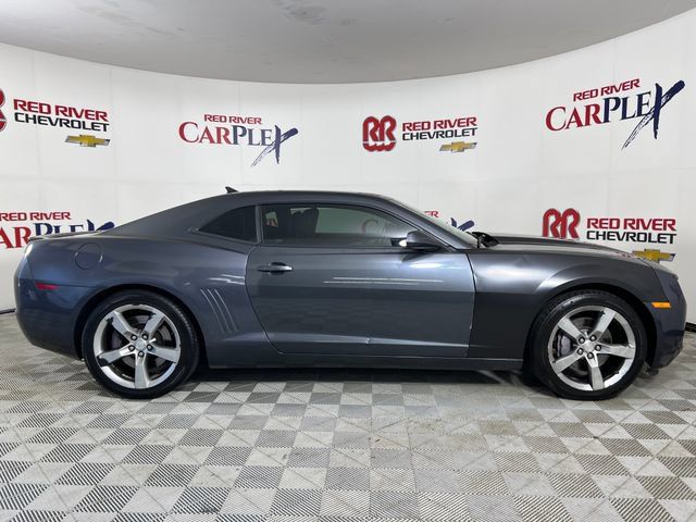 Used 2010 Chevrolet Camaro SS w/ RS Package RWD image 8