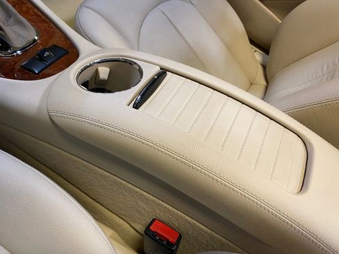 Used 2007 Mercedes-Benz CLK 350 Cabriolet image 29