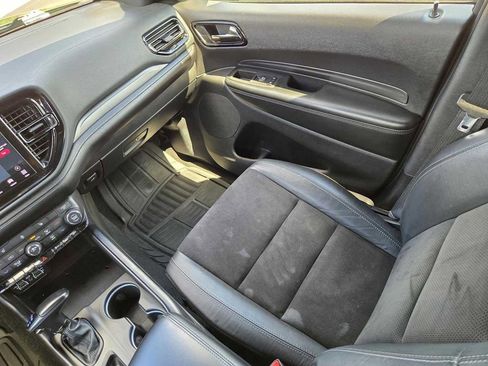 Used 2021 Dodge Durango GT RWD image 16