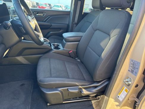 Used 2024 GMC Canyon Elevation w/ Trailering Package AWD/4WD image 8