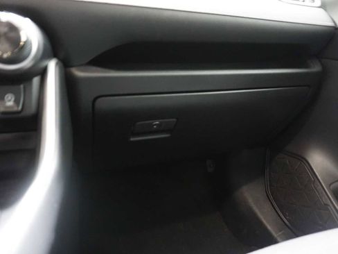 Used 2024 Toyota RAV4 XLE image 18