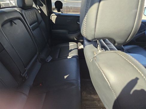 Used 2022 Nissan Frontier Pro-X w/ Pro-X Premium Package image 14