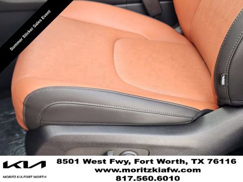New 2026 Kia Carnival SX w/ SX Dark Edition Package FWD image 17
