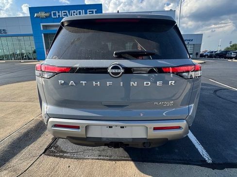 Used 2025 Nissan Pathfinder Platinum w/ Cargo Package AWD/4WD image 2