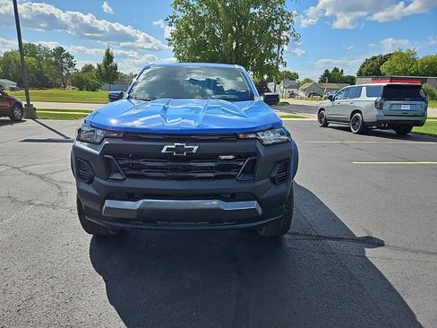 New 2025 Chevrolet Colorado Trail Boss w/ Midnight Edition image 9