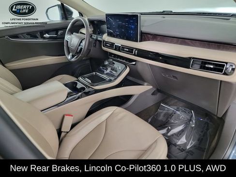 Used 2022 Lincoln Nautilus Reserve AWD/4WD image 19
