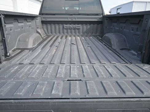 Used 2025 GMC Sierra 2500 AT4X AWD/4WD image 11