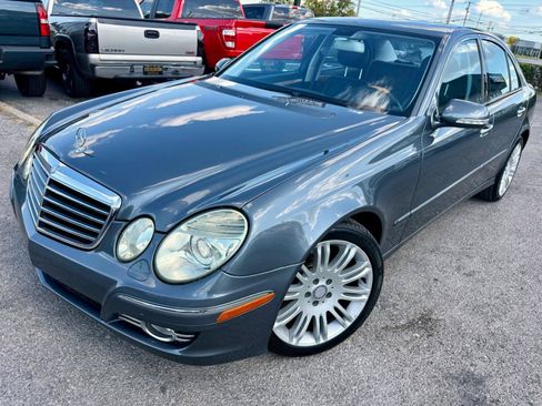Used 2008 Mercedes-Benz E 350 4MATIC Sedan image 3