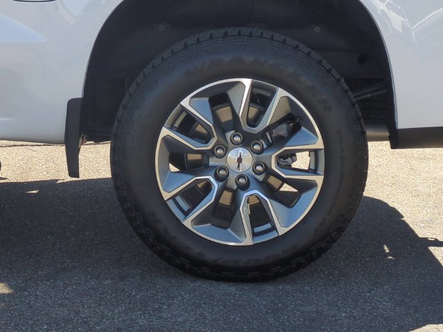 Certified 2026 Chevrolet Silverado 1500 LT AWD/4WD image 37