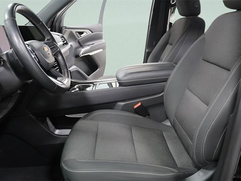 Used 2024 Chevrolet Traverse LT w/ LPO, Floor Liner Package image 18