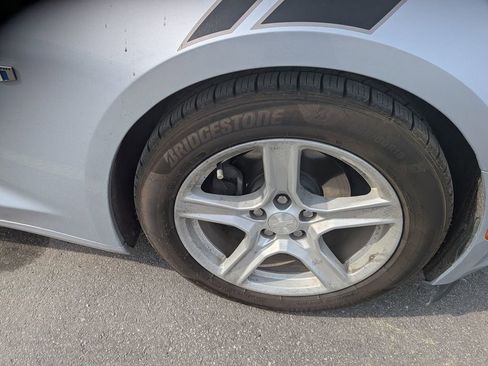 Used 2017 Chevrolet Camaro LT image 10