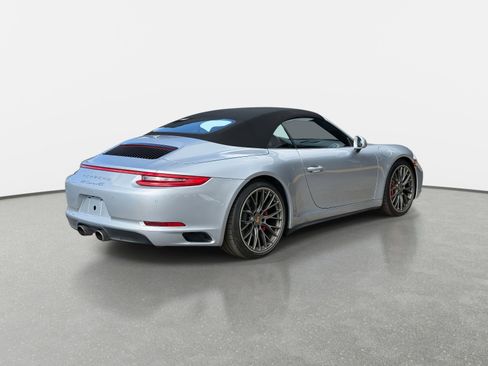 Used 2017 Porsche 911 Carrera 4S image 3