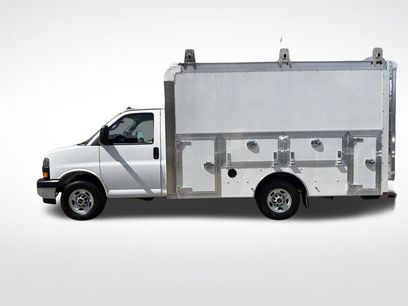 New 2026 GMC Savana 3500 w/ Power Convenience Package