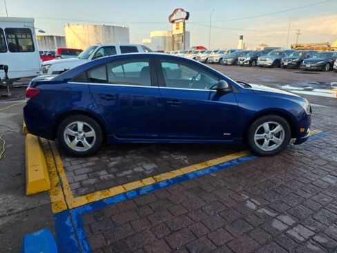 Used 2012 Chevrolet Cruze LT w/ RS Package image 4