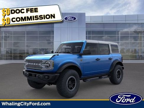 New 2026 Ford Bronco Badlands w/ Sasquatch Package AWD/4WD image 1