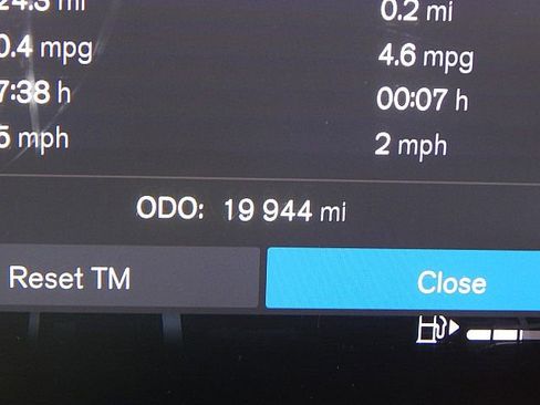 Certified 2024 Volvo XC90 B6 Plus w/ Protection Package Premier image 33