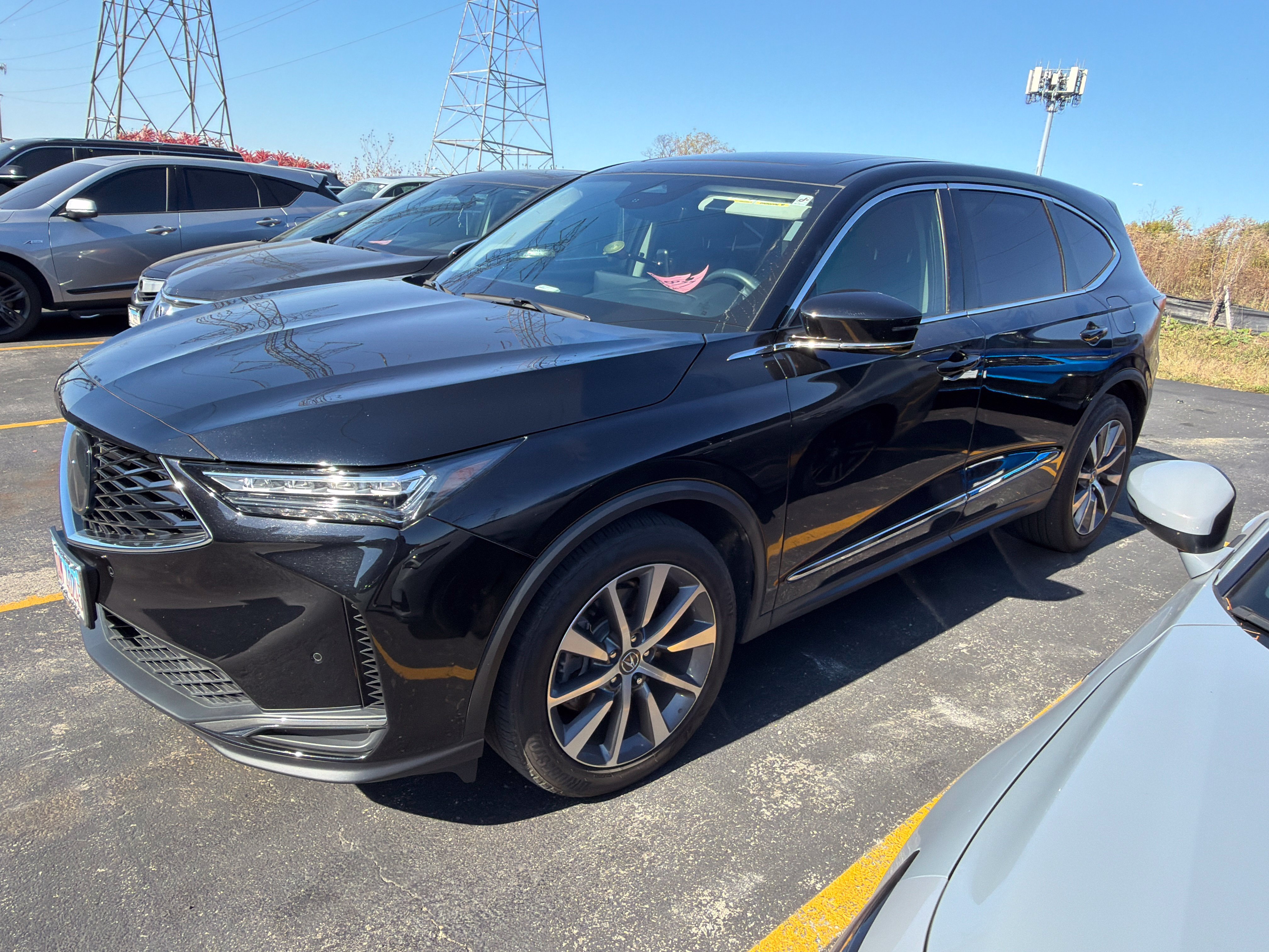 Used 2025 Acura MDX w/ Technology Package AWD/4WD image 1