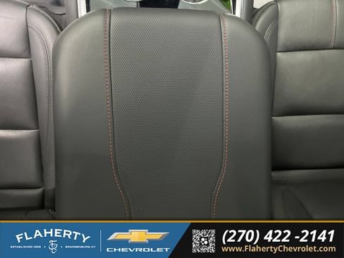 Used 2025 Chevrolet Tahoe RST w/ RST Capability Package AWD/4WD image 32