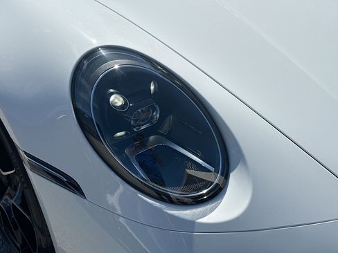 Used 2025 Porsche 911 Turbo AWD/4WD image 29