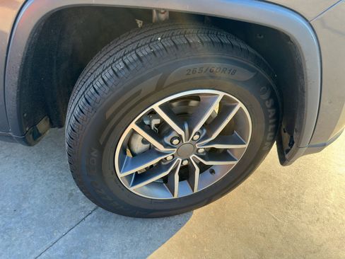 Used 2020 Jeep Grand Cherokee Limited w/ Luxury Group II image 62