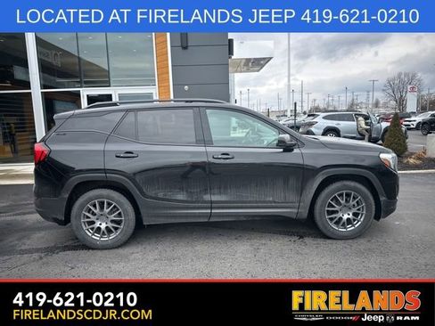 Used 2020 GMC Terrain SLE w/ Driver Convenience Package image 29