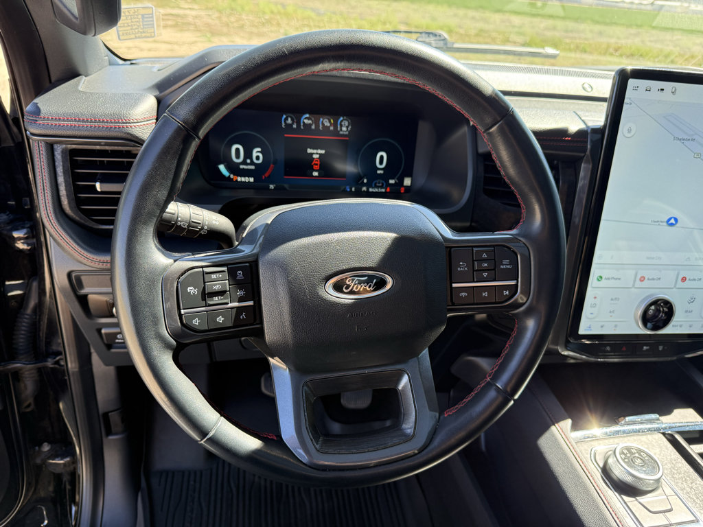 Used 2024 Ford Expedition Limited AWD/4WD image 18