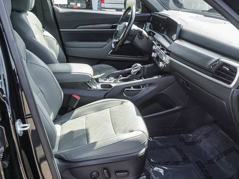 Used 2023 Kia Telluride EX X-Line AWD/4WD image 12