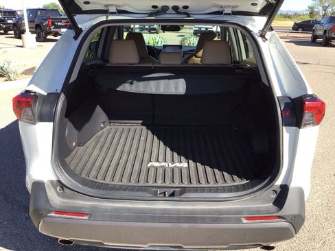Used 2021 Toyota RAV4 Limited AWD/4WD image 19