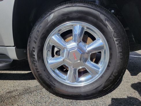 Used 2006 GMC Envoy SLE w/ Sle Preferred Equipment Group image 11