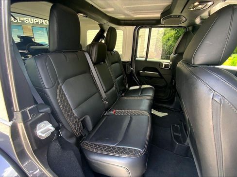 Used 2021 Jeep Wrangler Unlimited Sahara AWD/4WD image 24