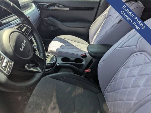 Used 2022 Kia Seltos S FWD image 10