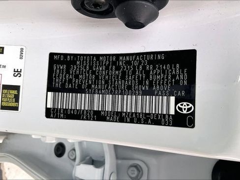 Used 2024 Toyota Corolla LE FWD image 35