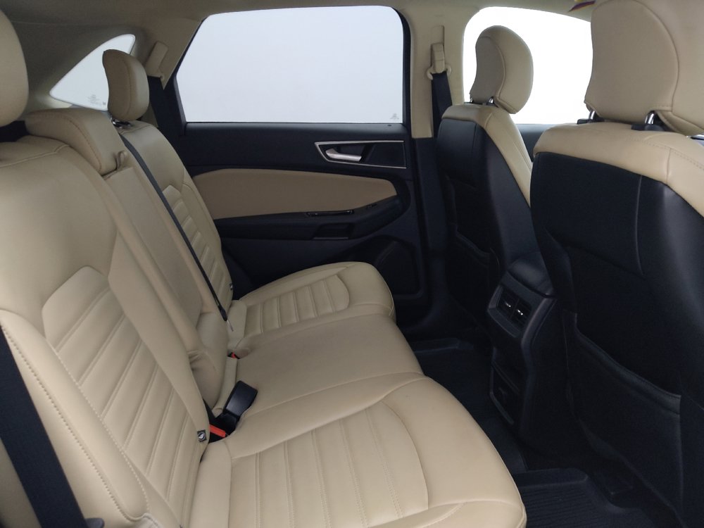 Used 2019 Ford Edge SEL w/ Equipment Group 201A AWD/4WD image 19