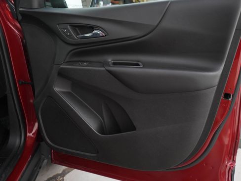 Used 2018 Chevrolet Equinox LT w/ Sun & Infotainment Package AWD/4WD image 9