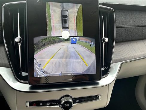 New 2026 Volvo XC90 B6 Ultra w/ Protection Package AWD/4WD image 27