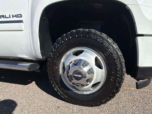 Used 2014 GMC Sierra 3500 Denali image 21