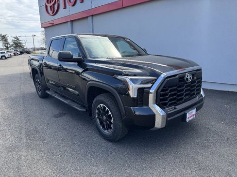 New 2026 Toyota Tundra SR5 AWD/4WD image 4