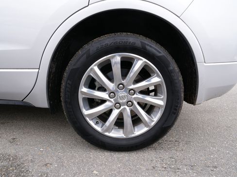 Used 2019 Buick Envision Essence image 12