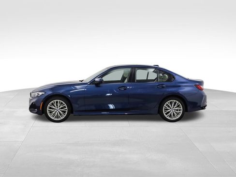 Used 2023 BMW 330i xDrive Sedan w/ Premium Package image 2