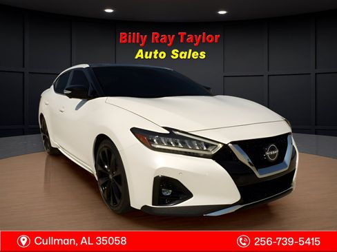 Used 2023 Nissan Maxima SR w/ Sport Mat Group image 4