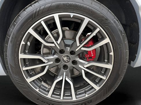 Used 2023 Maserati Grecale Modena AWD/4WD image 24