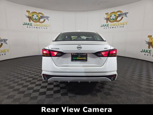 Used 2024 Nissan Altima 2.5 SV FWD image 7