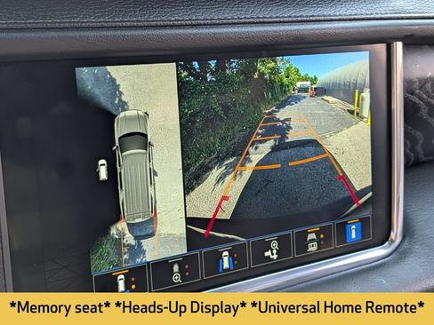 Used 2023 GMC Yukon Denali w/ Max Trailering Package AWD/4WD image 8