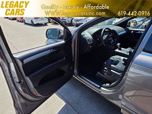 Used 2013 Audi Q7 3.0T S line Prestige w/ S Line Pkg AWD/4WD image 62