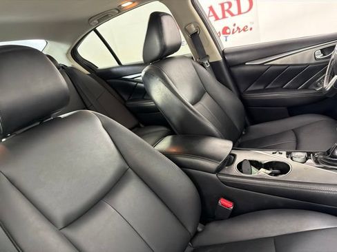 Used 2016 INFINITI Q50 Premium w/ 2.0T Premium Plus Package RWD image 16