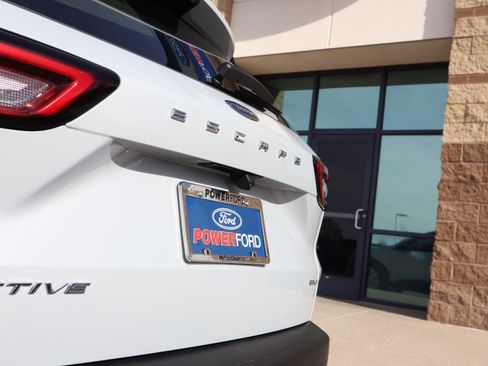 New 2026 Ford Escape Active w/ Cold Weather Package image 19