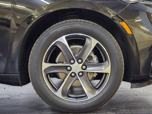 Used 2022 Buick Enclave Essence w/ Experience Buick Package image 55