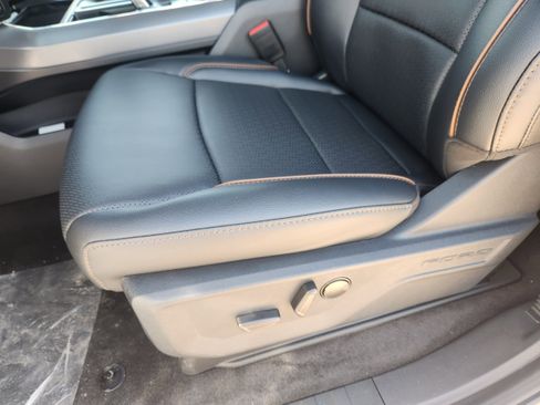 New 2025 Ford F150 Lariat w/ Equipment Group 501A Mid image 17